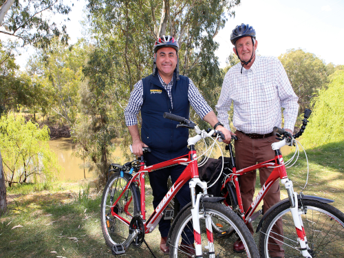 Levee Link edited.jpg Deputy Premier John Barilaro and City of Wagga Wagga Councillor Greg Conkey OAM don helmets to lead a historic ride down the Levee Link.