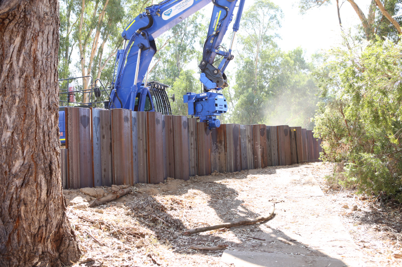 levee sheetpiling works