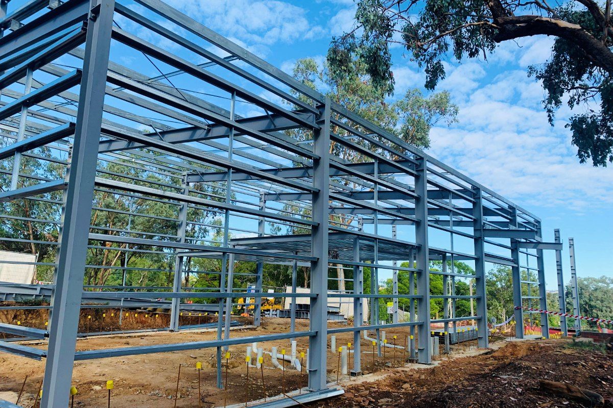 Structural steel frame for beam building
