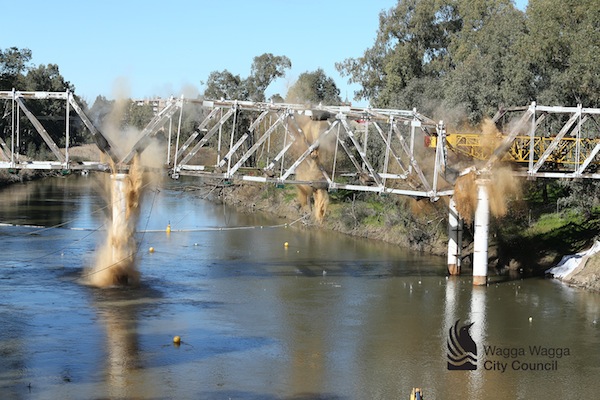 Small Hampden Bridge Demolition 